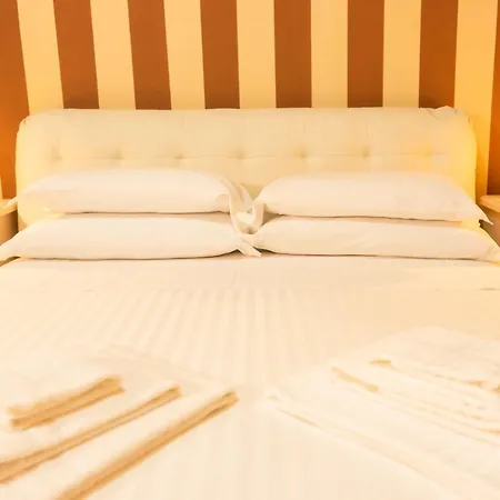 לינה וארוחת בוקר L'eden 3*