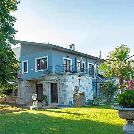 Oda ve Kahvaltı L'eden 3*